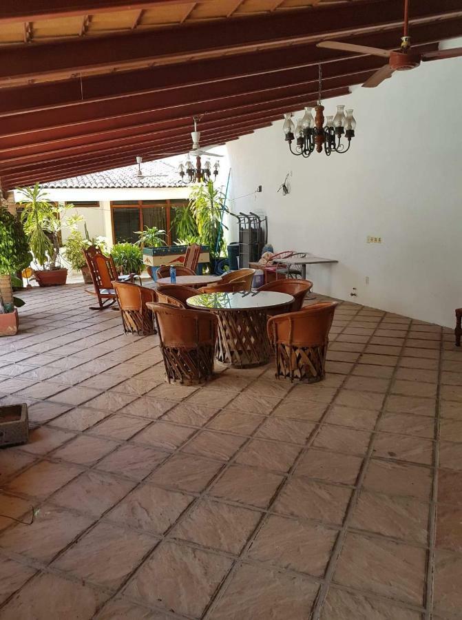 Casa Pyramid Hotel Пенита де Халтемба Екстериор снимка